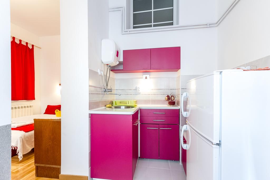 Studio Saint Sava Belgrado Habitación foto